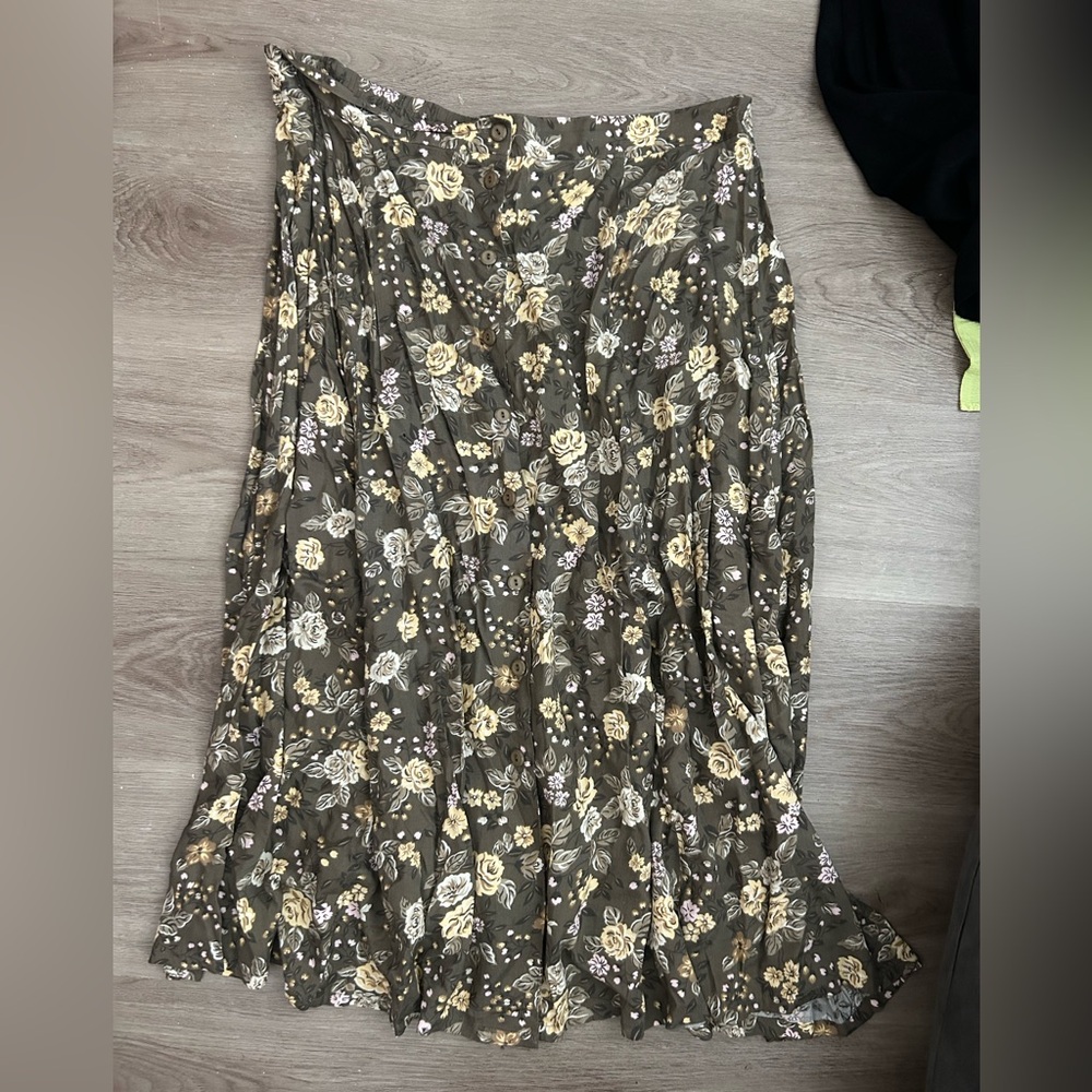 Vintage Sag Harbor Olive Green Floral Maxi Skirt